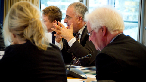 Crisis Decision Making: Navigating Through The Storm GCSP Course