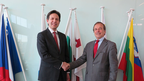 GCSP Director Ambassador Christian Dussey meets with Geneva Academy Director Robert Roth