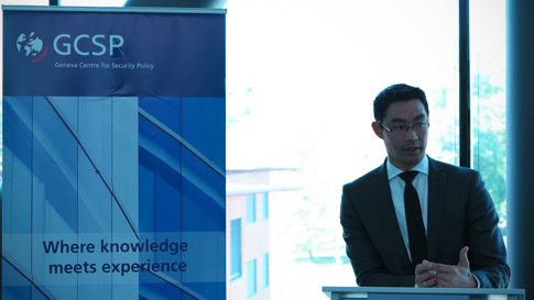Seminars on Leadership and Cooperation in Complex Environments