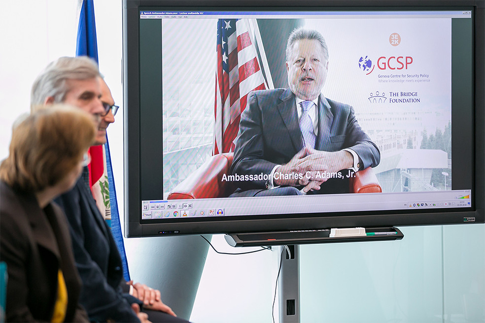 Amb AdamsJr ng responsive full